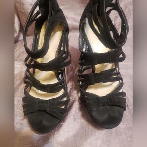 Nine West Manon Black Heels Zip Up Back size 6 Strappy sandal with 5" heel